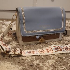 Chic Two-Tone Blue and Brown Crossbody Bag with Decorative Strap